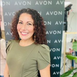 Meet your Posher, Yosurys